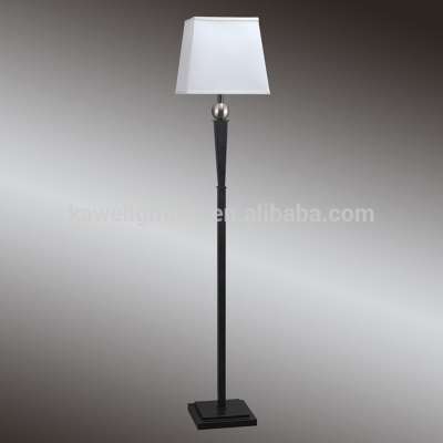 UL ETL Listed Black Finish Hotel Antique Wooden Floor Lamp With Fabric Shade Zhongshan factory